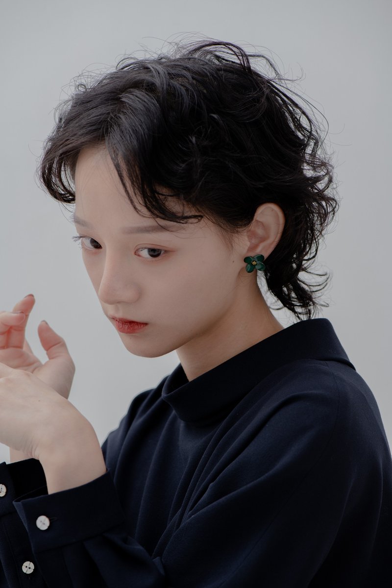 真花耳環-Love Earrings-Forest Green - 耳環/耳夾/耳骨夾 - 植物．花 綠色