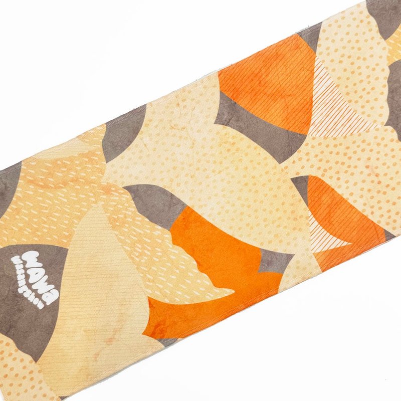 [Towards the Waves Series] Whale Tail Peach Style Sports Towel - Towels - Polyester Orange