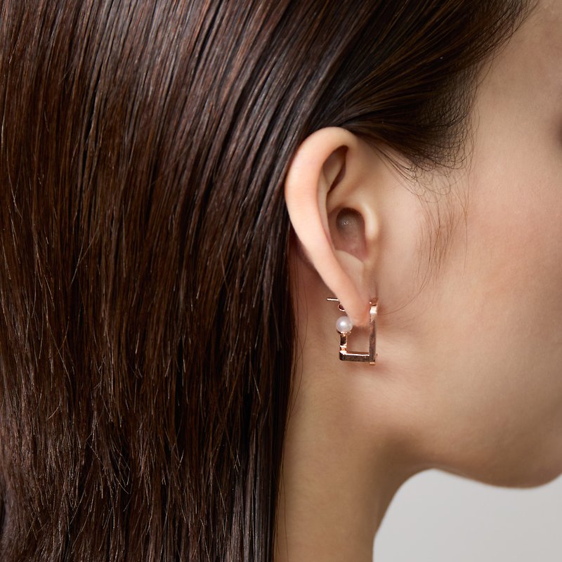 幾何結構珍珠耳環 925銀厚鍍18K金 Enigma Pearl Earring - 耳環/耳夾 - 珍珠 