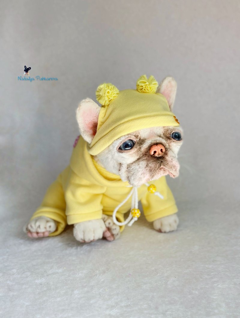灰色法国斗牛犬逼真的玩具小狗 - 公仔/玩偶 - 聚酯纖維 白色