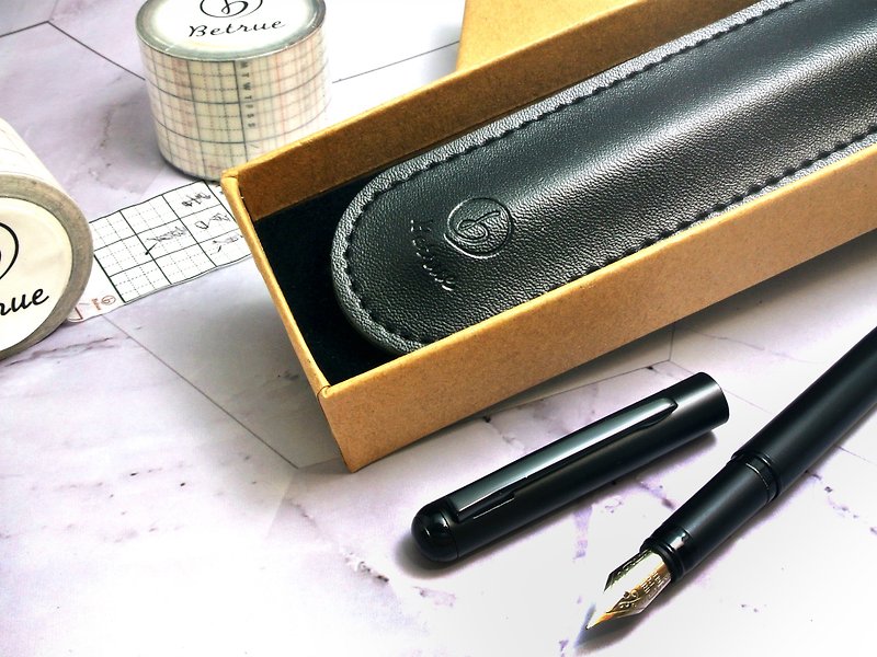 Betrue extra light Black Fountain Pen With Leather Pen Sleeve - ปากกาหมึกซึม - ทองแดงทองเหลือง สีดำ