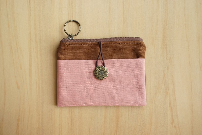 Le Mignon Wallet – Zipper Purse – Caramel Brown vs. Pink (Chrysanthemum) - กระเป๋าสตางค์ - ผ้าฝ้าย/ผ้าลินิน สึชมพู