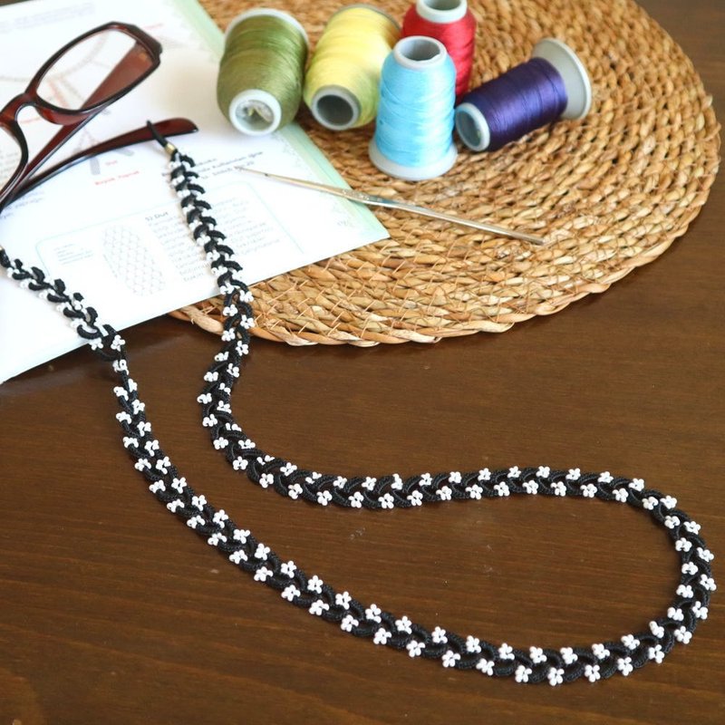 OYA crochet 60cm glass code 【RIVIERE】Black & White - กรอบแว่นตา - งานปัก สีดำ