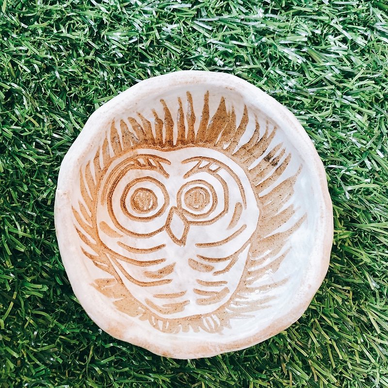 E-05 Owl hand-cranked saucer │ 吉野鹰x soy sauce dishware hand made pottery plate - จานเล็ก - ดินเผา 
