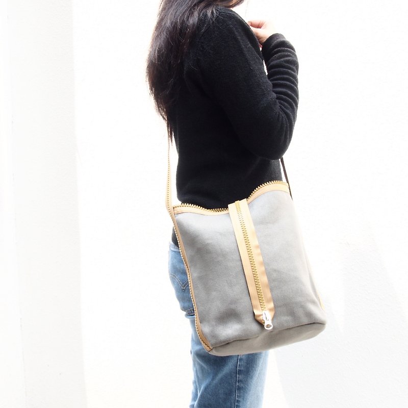 Canvas bucket bag-crossbody style - Messenger Bags & Sling Bags - Cotton & Hemp Gray