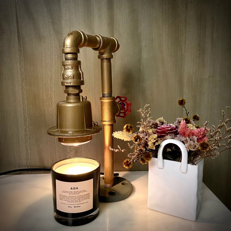 [First Choice for Gifts] Handmade Industrial Style Candle Lamp Dimmable [Bronze and Gold Street Lamp] - โคมไฟ - โลหะ สีทอง