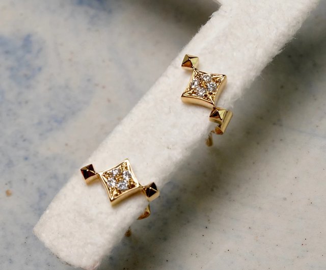 K18 ダイヤモンド ピアス 18金 イエローゴールド 18K YG 天然