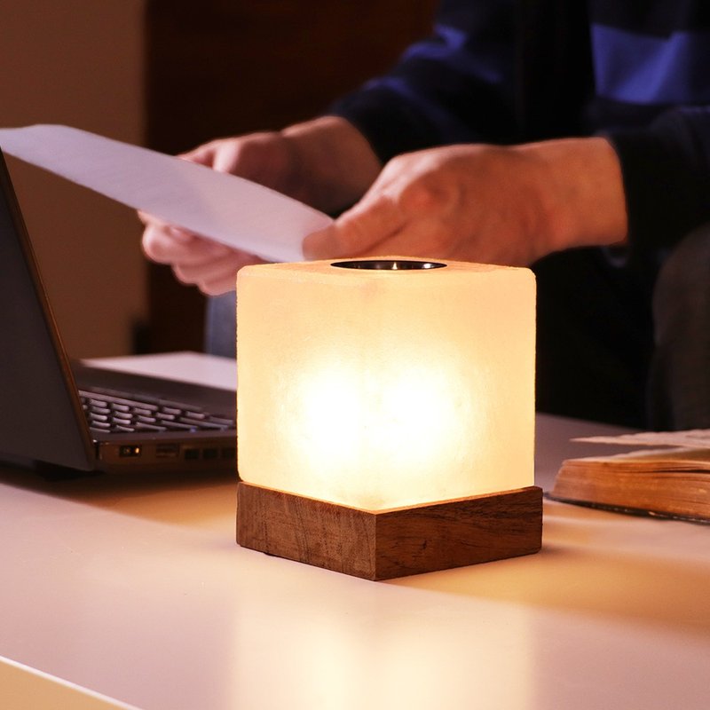 Small essential oil salt lamp I Small white salt square I Healing inner yoga SPA space lighting I Salt lamp - โคมไฟ - วัสดุอื่นๆ ขาว