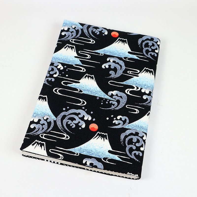 A5 Adjustable Mother's Handbook Cloth Book Cover - Mount Fuji (Black) - สมุดบันทึก/สมุดปฏิทิน - ผ้าฝ้าย/ผ้าลินิน สีดำ