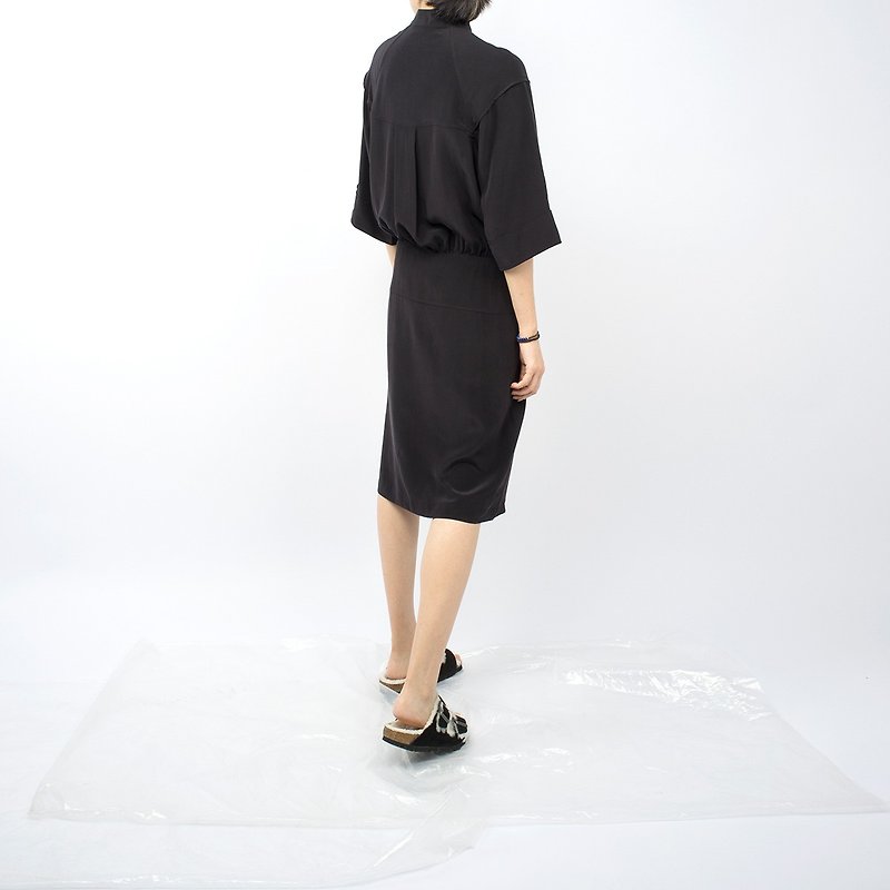 Gao fruit / GAOGUO original designer brand new women's minimalist black silk collar waist dress wild - ชุดเดรส - กระดาษ สีดำ