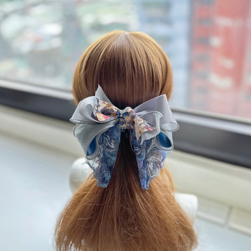 捲邊紗蕾絲蝴蝶結相交夾香蕉夾仙女夾髮夾-油彩藍灰色 - 髮夾/髮圈 - 其他材質 灰色