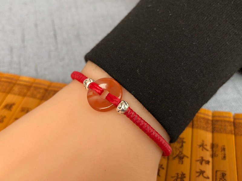 South red ice floating agate safe buckle rope - สร้อยข้อมือ - หิน สีแดง