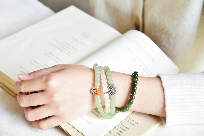 [Green lotus] natural Hetian jade Qinghai material gradient 108 old-shaped beads prayer beads rosary bracelet bracelet - สร้อยข้อมือ - หยก สีเขียว
