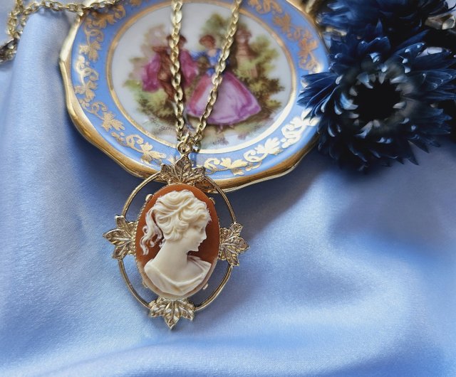 Cameo Necklace Classic Lady Woman Cameo 