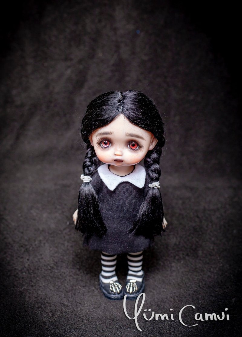 OOAK Wednesday doll by Yumi Camui - 公仔/玩偶 - 塑膠 多色
