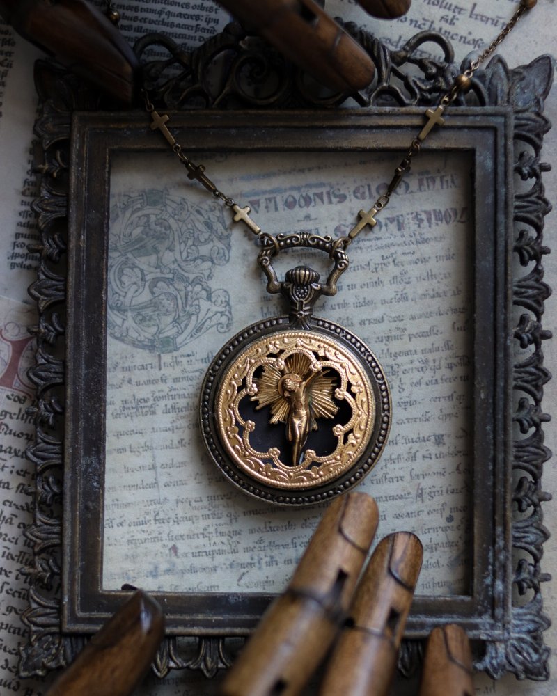 復古奇幻風格項鍊 花窗信仰-犧牲 - 項鍊 - 玻璃 黑色