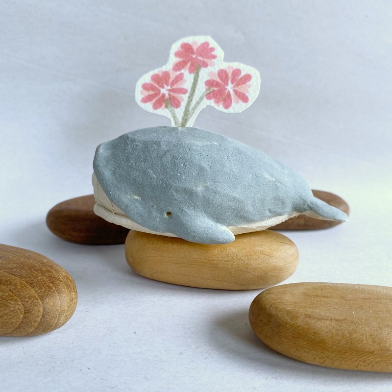 ブルーホエール花瓶 / ハンドメイドセラミック - 花瓶・植木鉢 - 陶器 ブルー