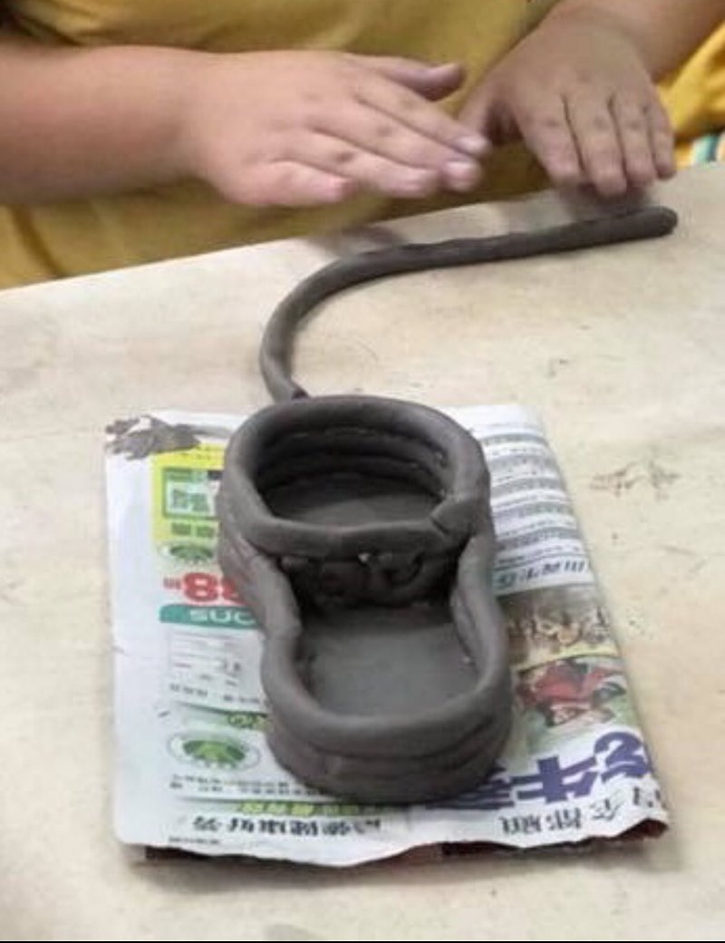 台中陶藝體驗活動—手捏泥條鞋型花器 - 陶藝/玻璃 - 陶 