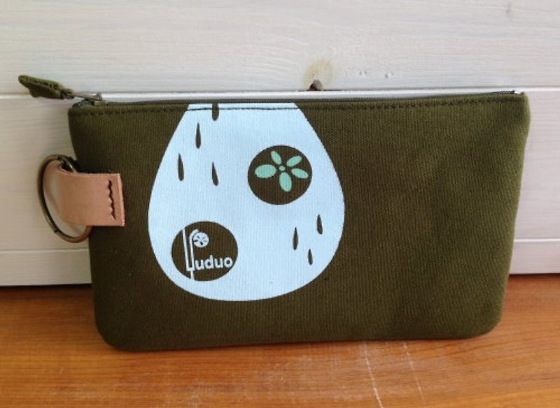 Small raindrops love to travel ‧ million bags (can be used as cosmetic). Olive green - กระเป๋าเครื่องสำอาง - ผ้าฝ้าย/ผ้าลินิน สีเขียว