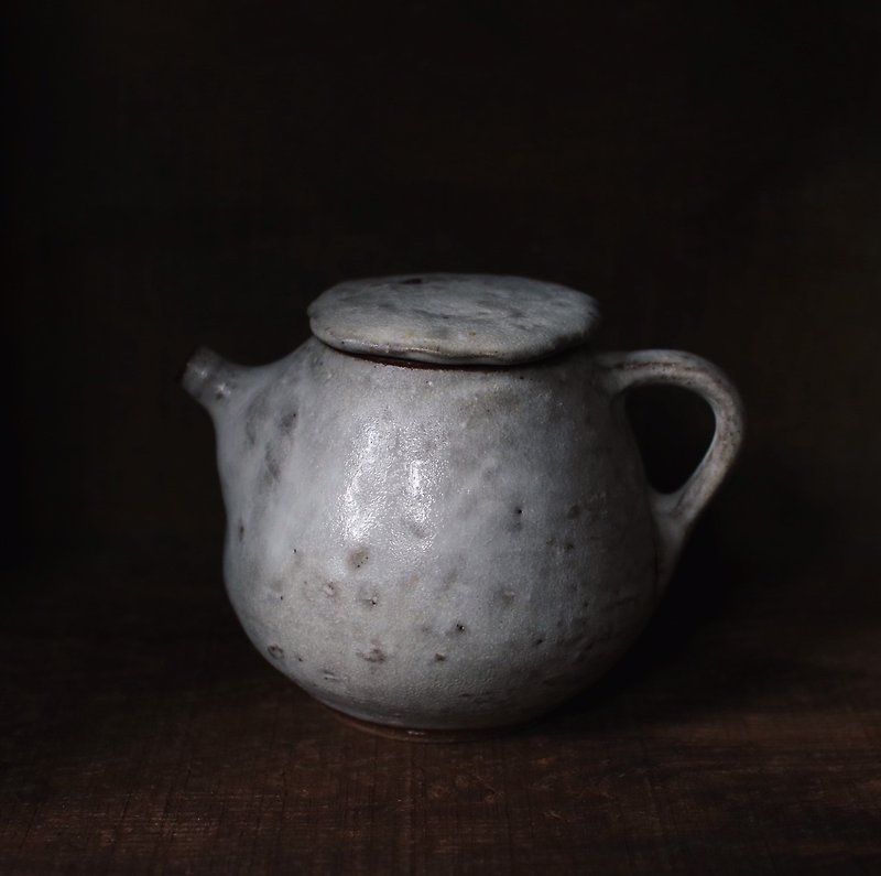 Looking up at the white teapot - Teapots & Teacups - Pottery Gray