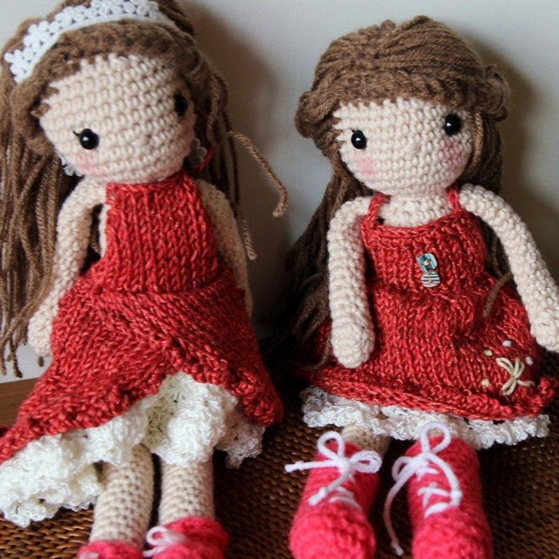 Red Short Knitting Dinner Dress Doll, Puff skirt, Brown Hair - ตุ๊กตา - เส้นใยสังเคราะห์ สีแดง