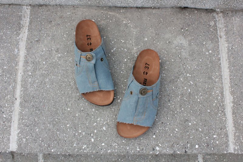 Love Chain Denim Birkenstocks Sandals Leather Insole Denim/Denim/Jeans Lovers Shoes Cowhide Medium Blue - รองเท้ารัดส้น - หนังแท้ ขาว