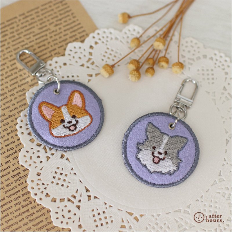 Customized electric embroidery pet name tag/embroidery pet name tag-[Samoyed Dog] - หมอน - วัสดุอื่นๆ 