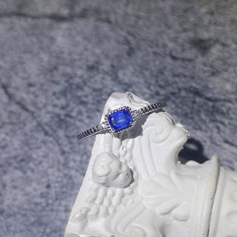 14k Sri Lankan Sapphire Twist Ring - General Rings - Gemstone Blue