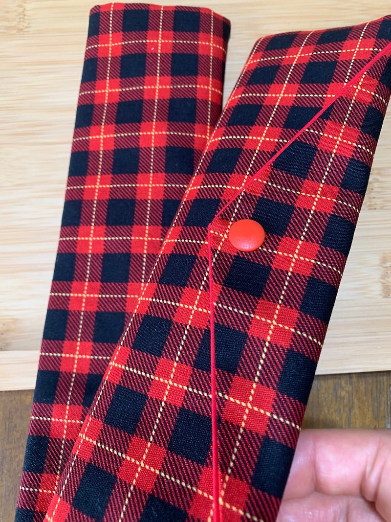 Wenqingfeng environmental protection cotton chopsticks bag ~ classic plaid taste warm red Japanese trendy storage handmade - กล่องเก็บของ - ผ้าฝ้าย/ผ้าลินิน สีแดง