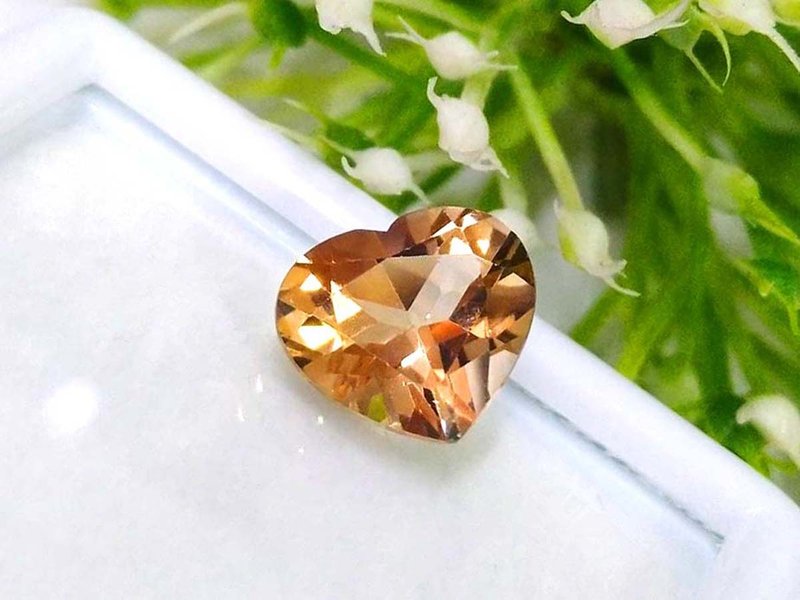 10 x 9 mm ฺ Natural topaz imperial unheated - 其他 - 寶石 金色