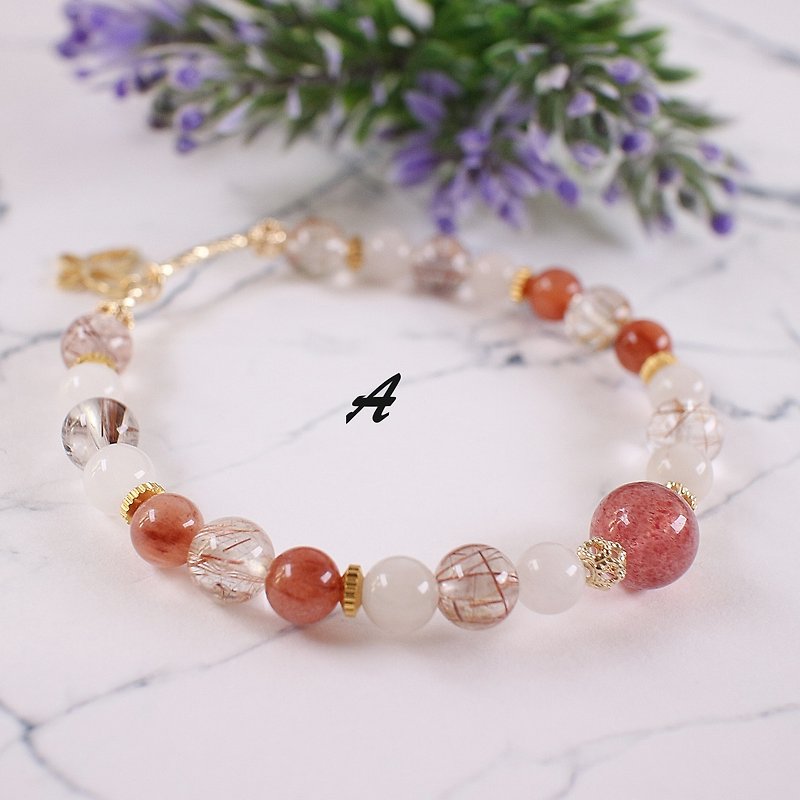 Six Cats Natural Mineral Rabbit Hair Color Hair Crystal Design Elastic Bracelet Gift for Wealth and Blessing - สร้อยข้อมือ - คริสตัล 