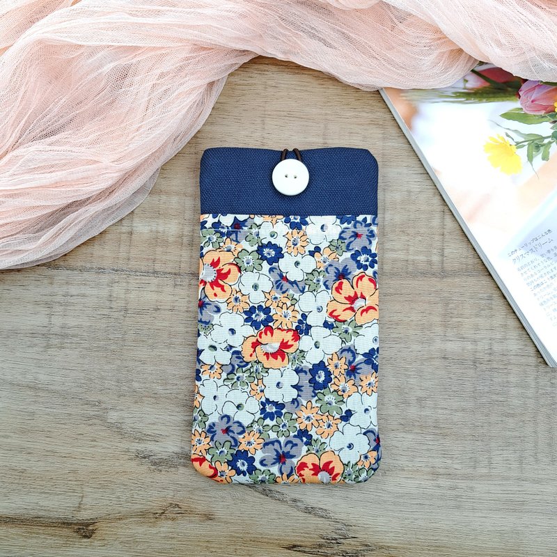 Customized phone bag mobile phone bag mobile phone protective cloth cover - pastoral flower (M-076) - เคส/ซองมือถือ - ผ้าฝ้าย/ผ้าลินิน สีน้ำเงิน