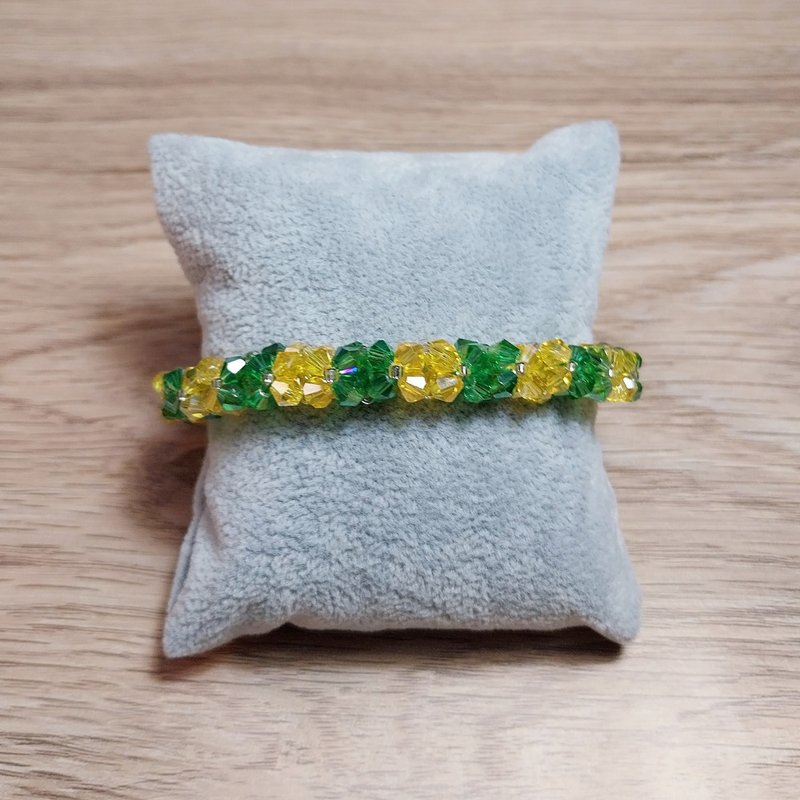 Green Yellow Handmade Casual Style Beaded Bracelet Fashion Cute Beautiful Gift - 手鍊/手環 - 塑膠 黃色