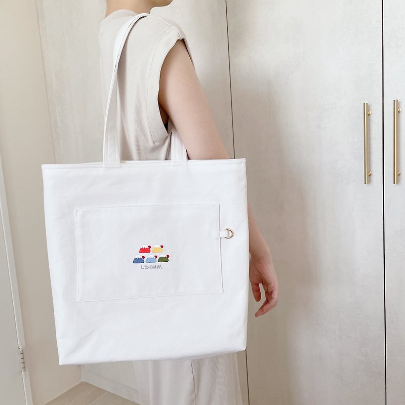 [Mount Fuji] Canvas Shoulder Bag/14-inch Laptop/Snow White - Handbags & Totes - Cotton & Hemp Green