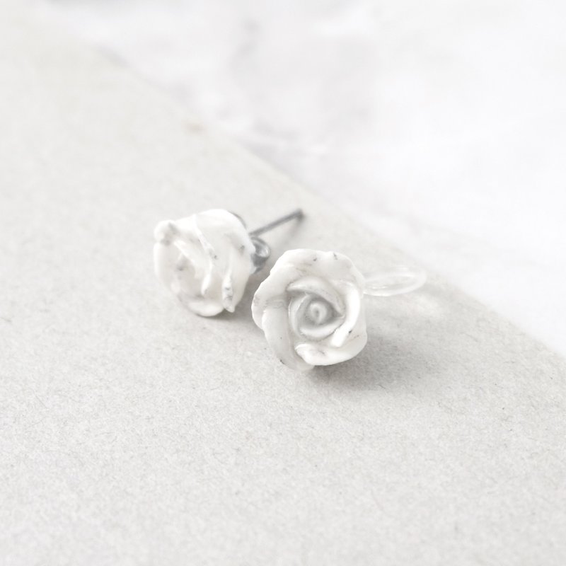 Marble pattern Rose Earrings/ Ear Clips =Flower Piping= - ต่างหู - ดินเหนียว ขาว