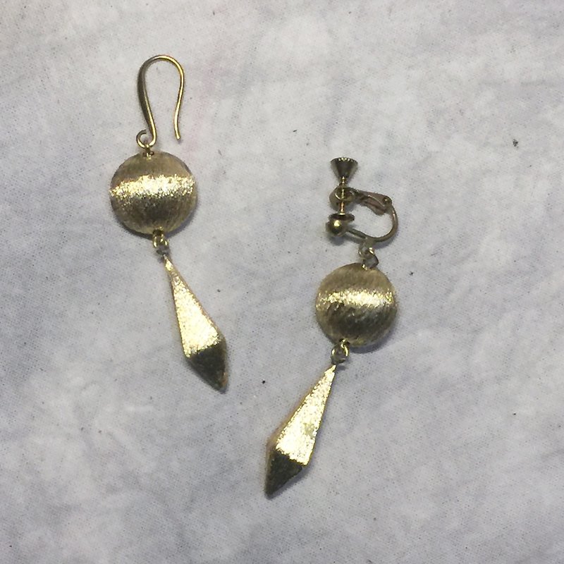 Design sense brass earrings * stores only a single price - Earrings & Clip-ons - Other Metals Gold