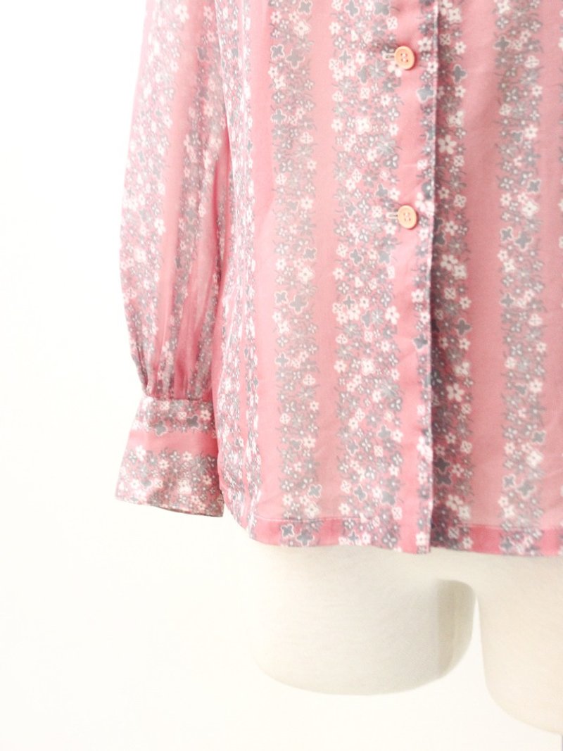 70s vintage pink flower long sleeve vintage shirt Vintage Blouse - Women's Shirts - Polyester Pink