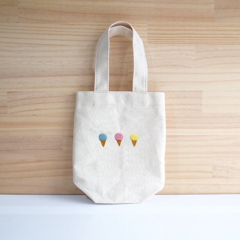 【Q-cute】Beverage bag series-colorful ice cream-can add words - Beverage Holders & Bags - Cotton & Hemp Multicolor