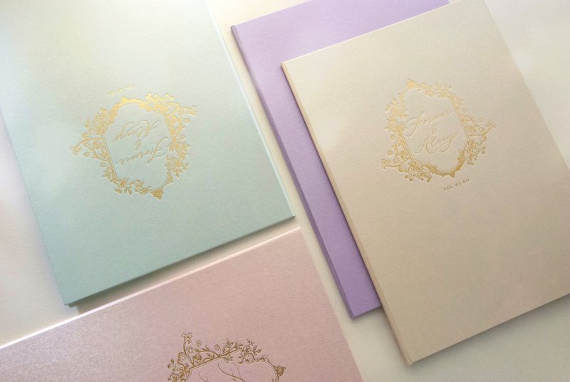 [Pearlescent hardcover envelope/book holder] This product does not include a wedding contract - Marriage Contracts - Paper Multicolor