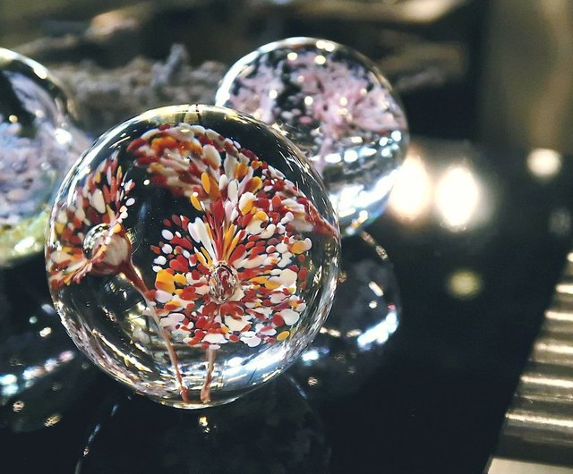 文鎮・花火シリーズ|ガラス燃焼ワークショップによる手作り