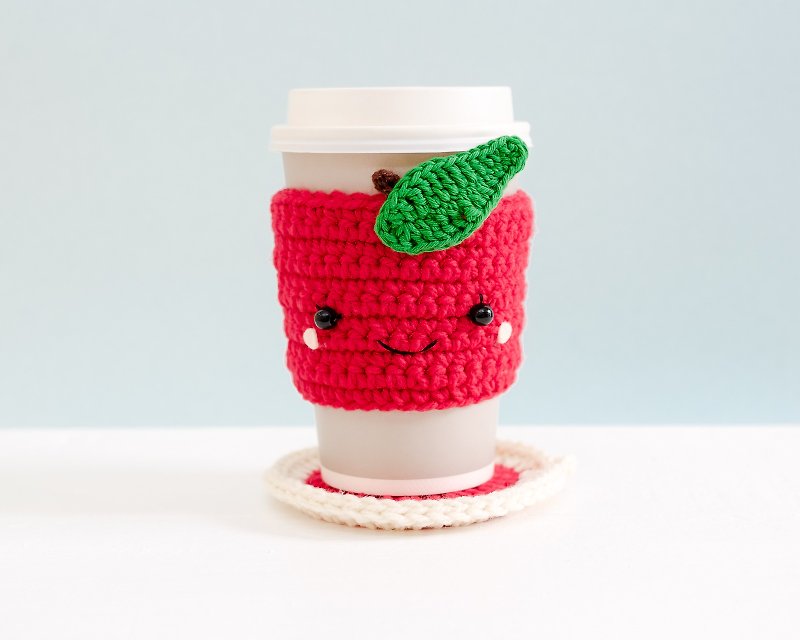 Crochet Cozy Cup with Coaster - The Red Apple. - แก้วมัค/แก้วกาแฟ - ผ้าฝ้าย/ผ้าลินิน สีแดง