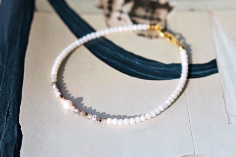 Pearl Brass Bracelet 1145 - Storytelling - Bracelets - Pearl Pink