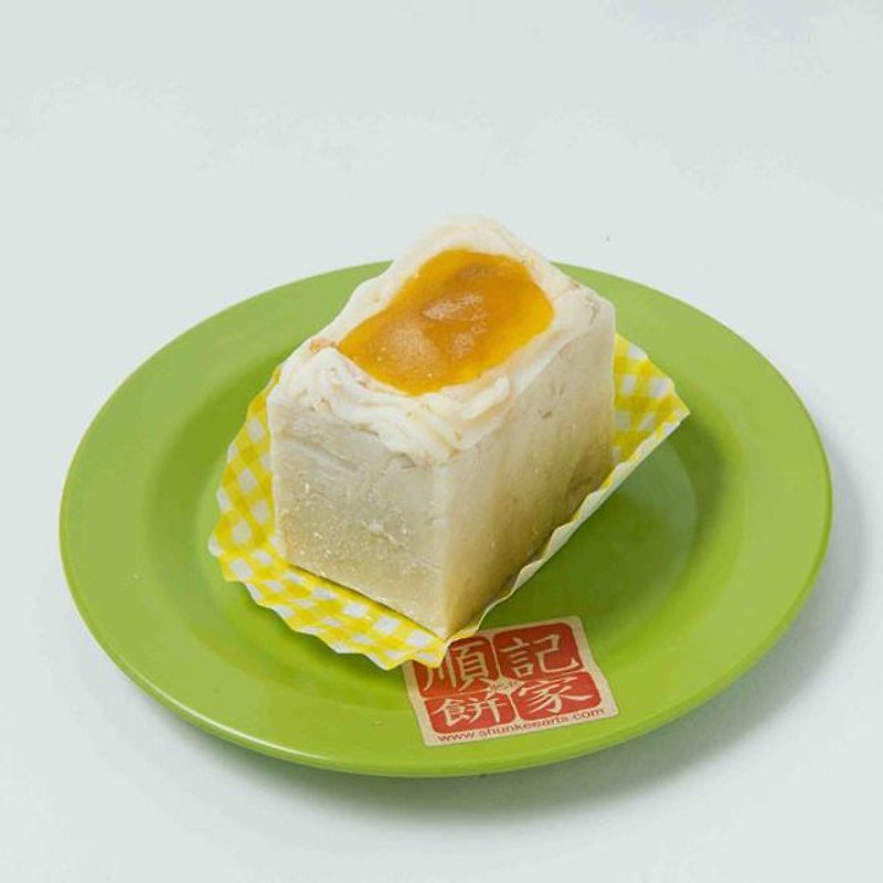Nostalgic lemon cake (home handmade soap) - Soap - Other Materials Yellow