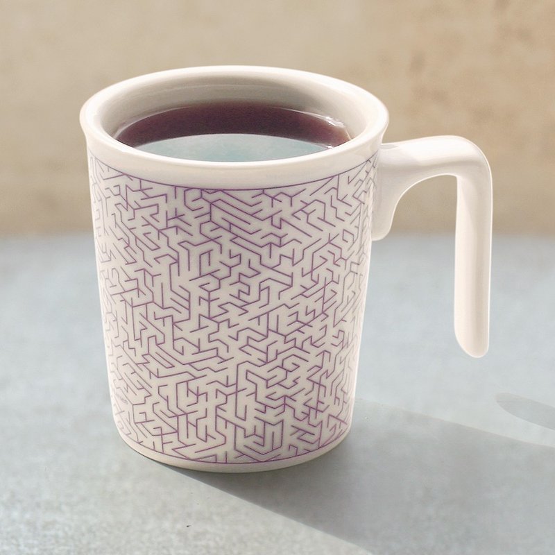 Fire Maze Play Kissing Mug - Mugs - Porcelain Purple