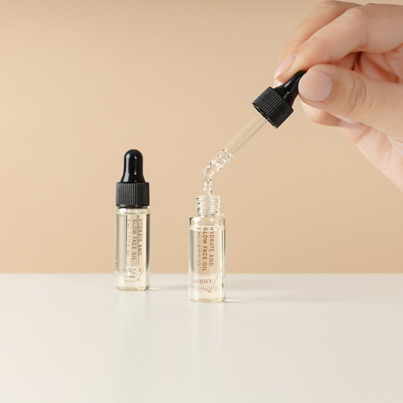 Hydrate & Glow Face Oil with Squalane for wrinkle care and moisturizing - เอสเซ้นซ์/แอมพูล - วัสดุอื่นๆ 