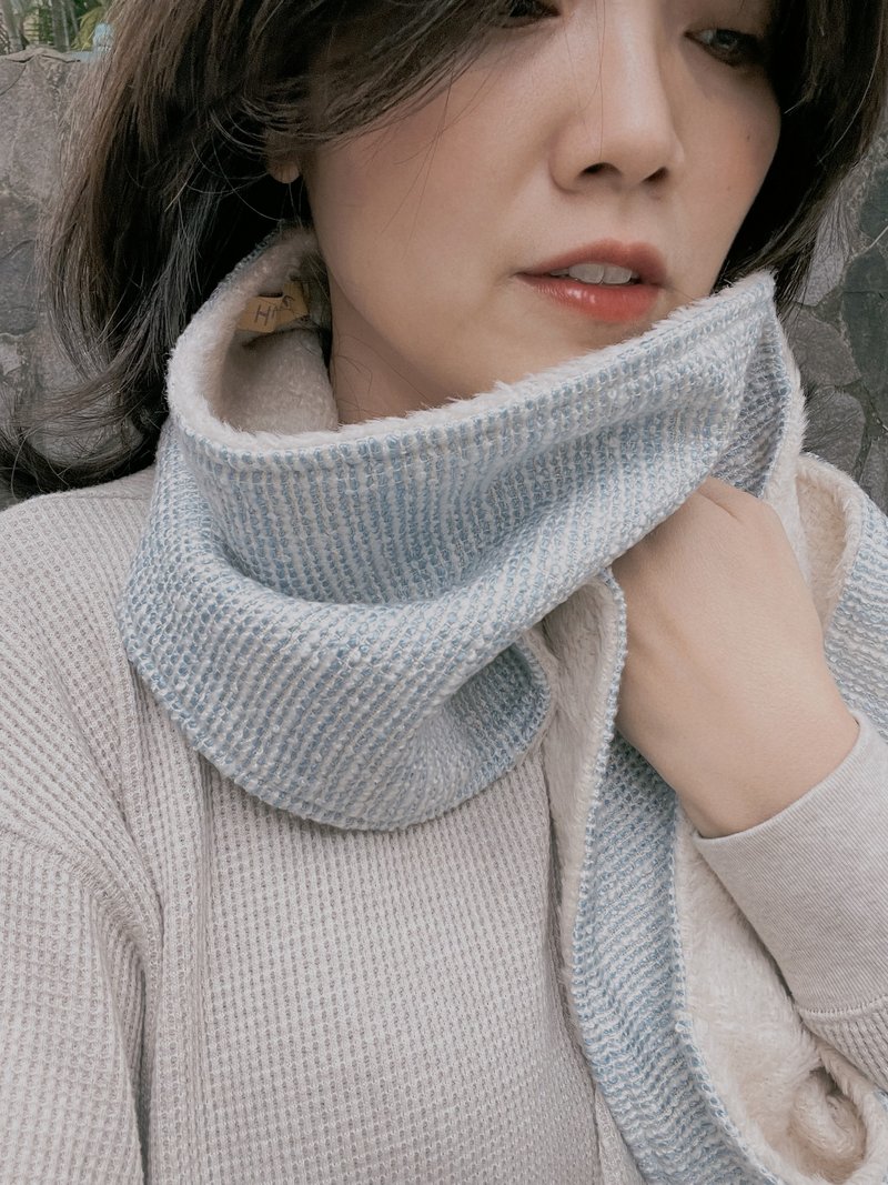 Blue  Woolen wool Scarf - ผ้าพันคอถัก - ผ้าฝ้าย/ผ้าลินิน สีน้ำเงิน