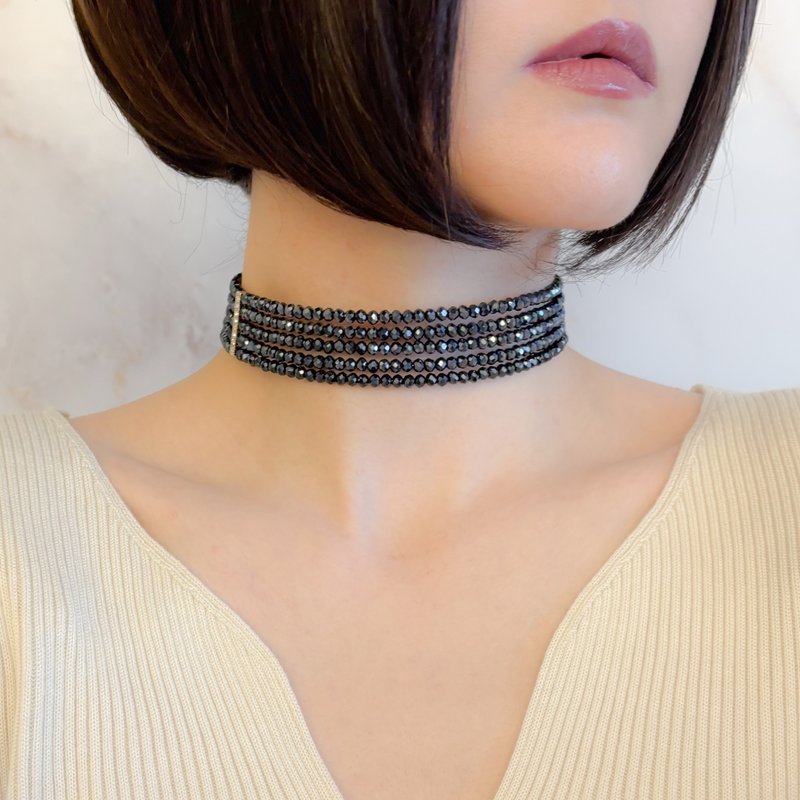 深海/アグライアの首飾り/メタリックブルーのガラスビーズの５連のワイヤーチョーカー　SV641 - 項鍊 - 玻璃 藍色