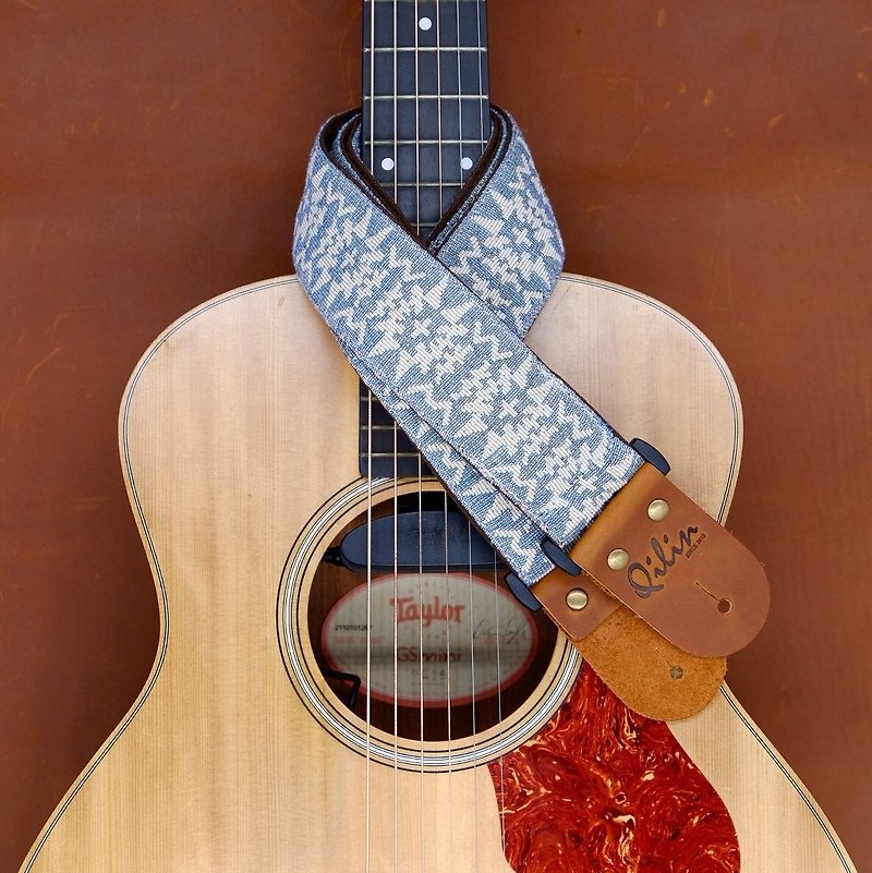 ブルー織りのギターストラップ - ギター・楽器 - 革 ブルー