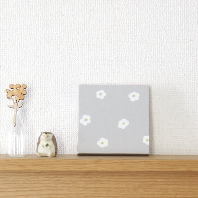 12x12cm Fabric Panel [Petit Flower Light Gray] - ตกแต่งผนัง - ผ้าฝ้าย/ผ้าลินิน สีเทา