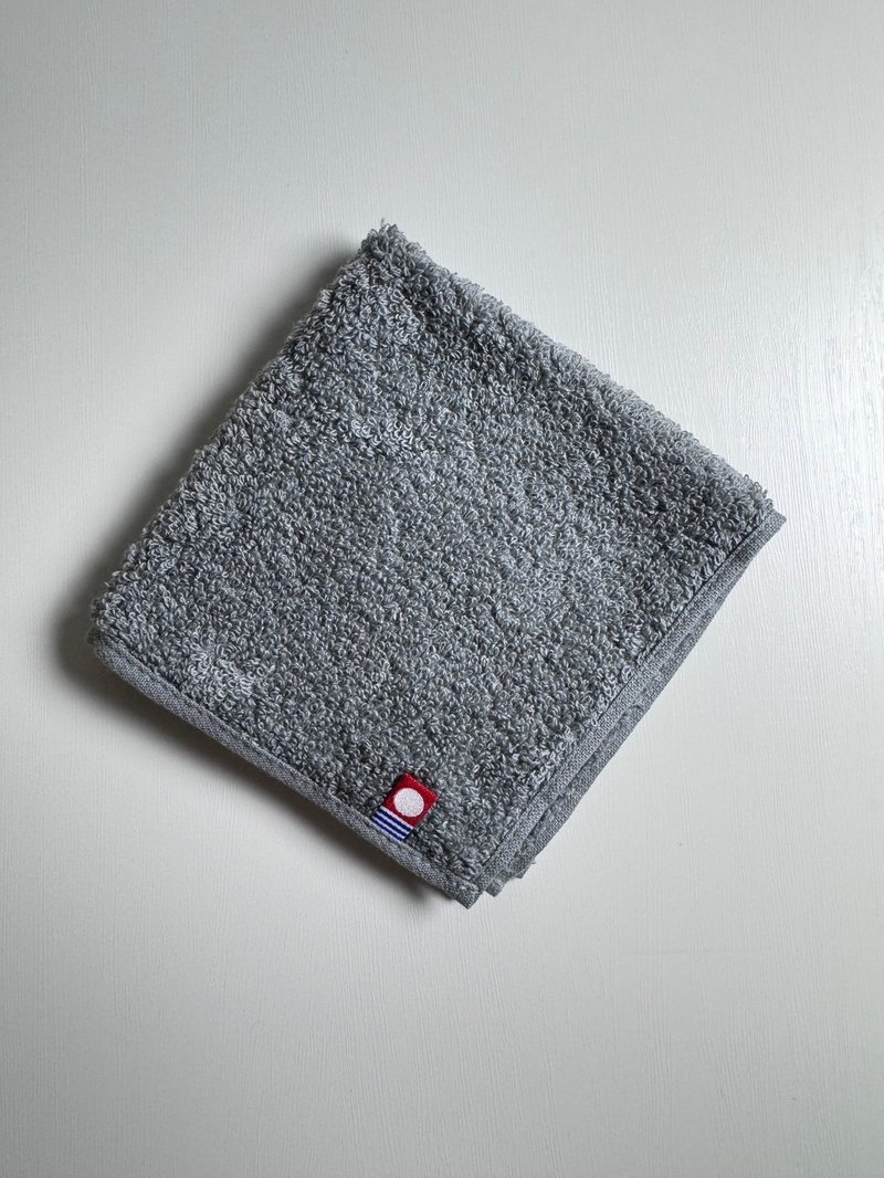 Japan Paddy Happy Handkerchief Organic Standard Imabari Square Towel Dark Gray - Towels - Cotton & Hemp Gray